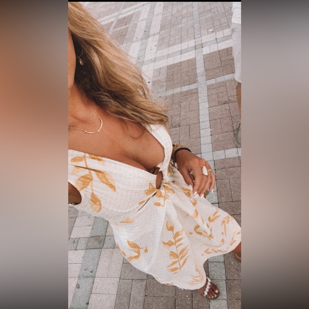 Sundress official brand white, gold and yellow midi linen dress!